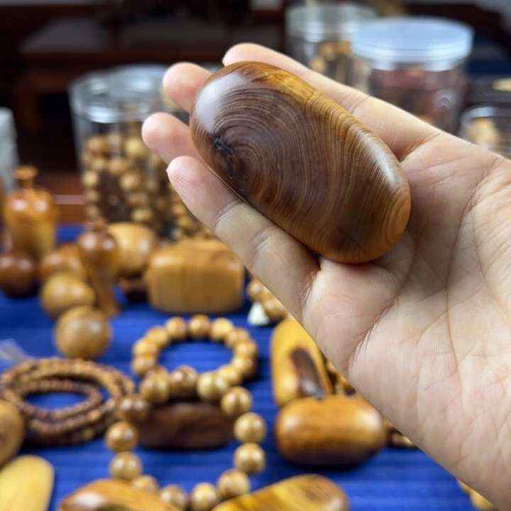 柏木（崖柏）北太行崖柏陈化黑油手把