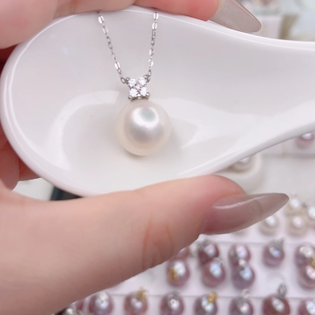 颈饰未镶嵌淡水珍珠