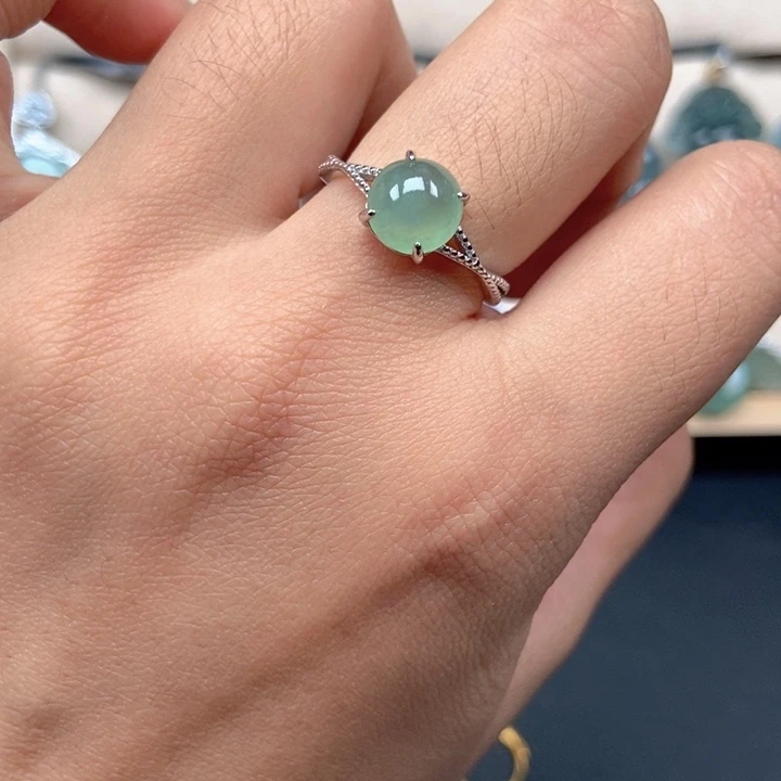 翡翠未镶嵌戒指戒指