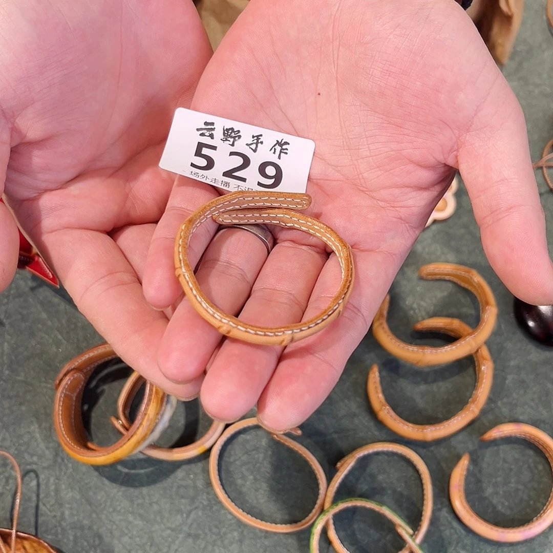 小**?鲲529哈哈哈哈哈哈哈哈哈哈