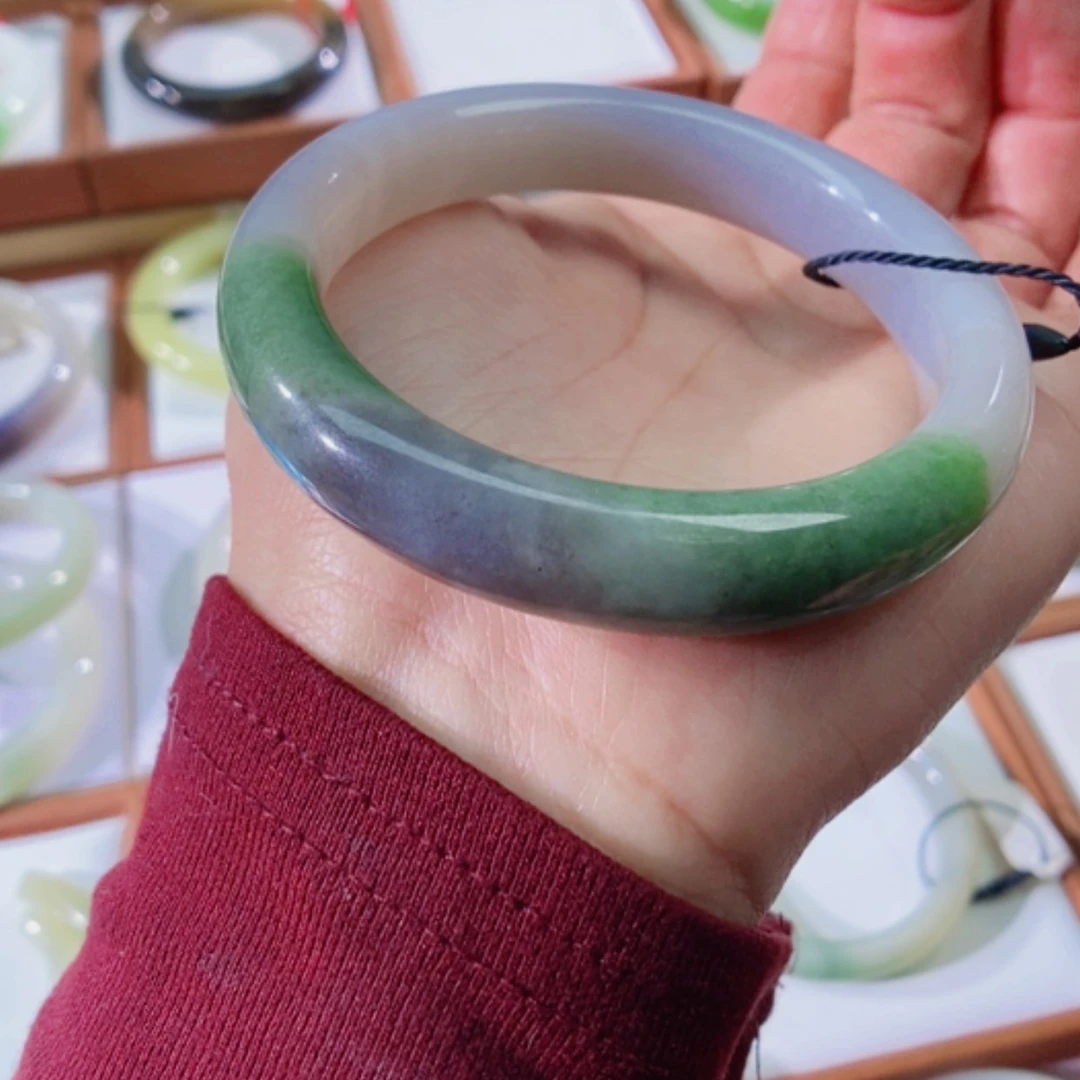 【闪购商品】未镶嵌手镯和田玉（翠青玉）三色 特色守住55