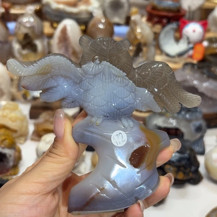 玛瑙/玉髓未镶嵌雕刻件