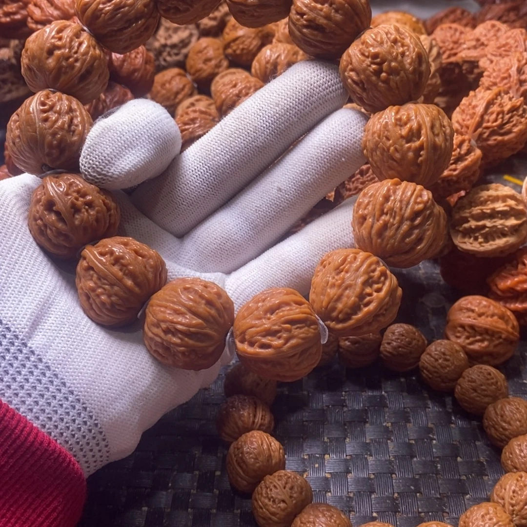 $***湖文玩核桃吊坠方墩