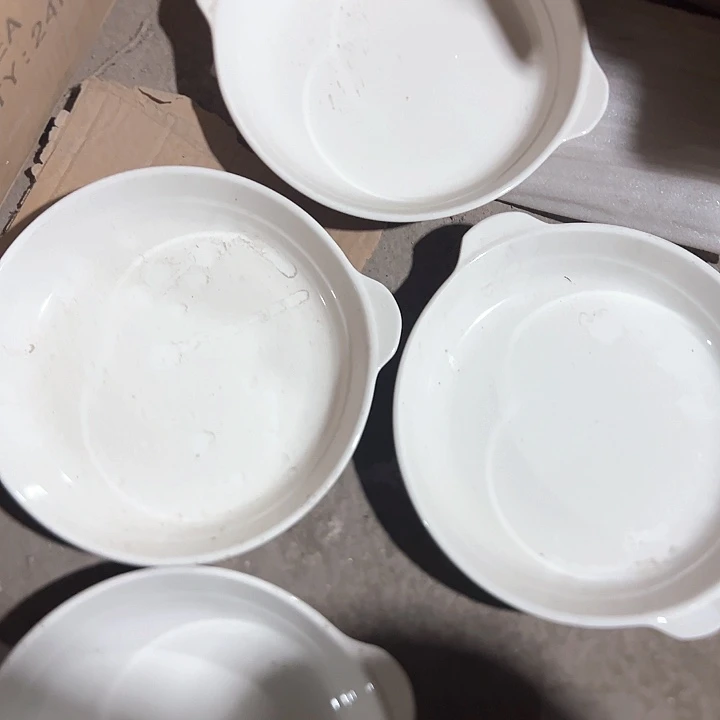 陶瓷盘子碗啥都有