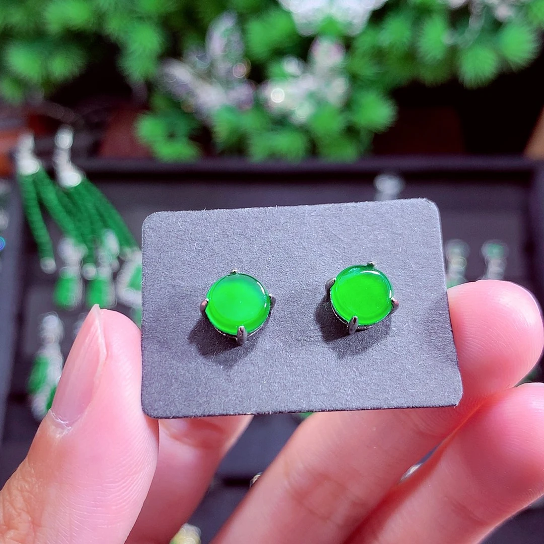 颈饰未镶嵌翡翠天然