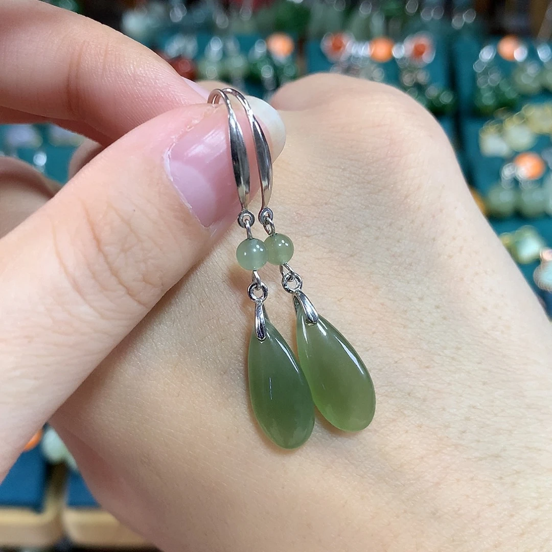 和田玉银S925镶嵌耳饰水滴卡17.5左右