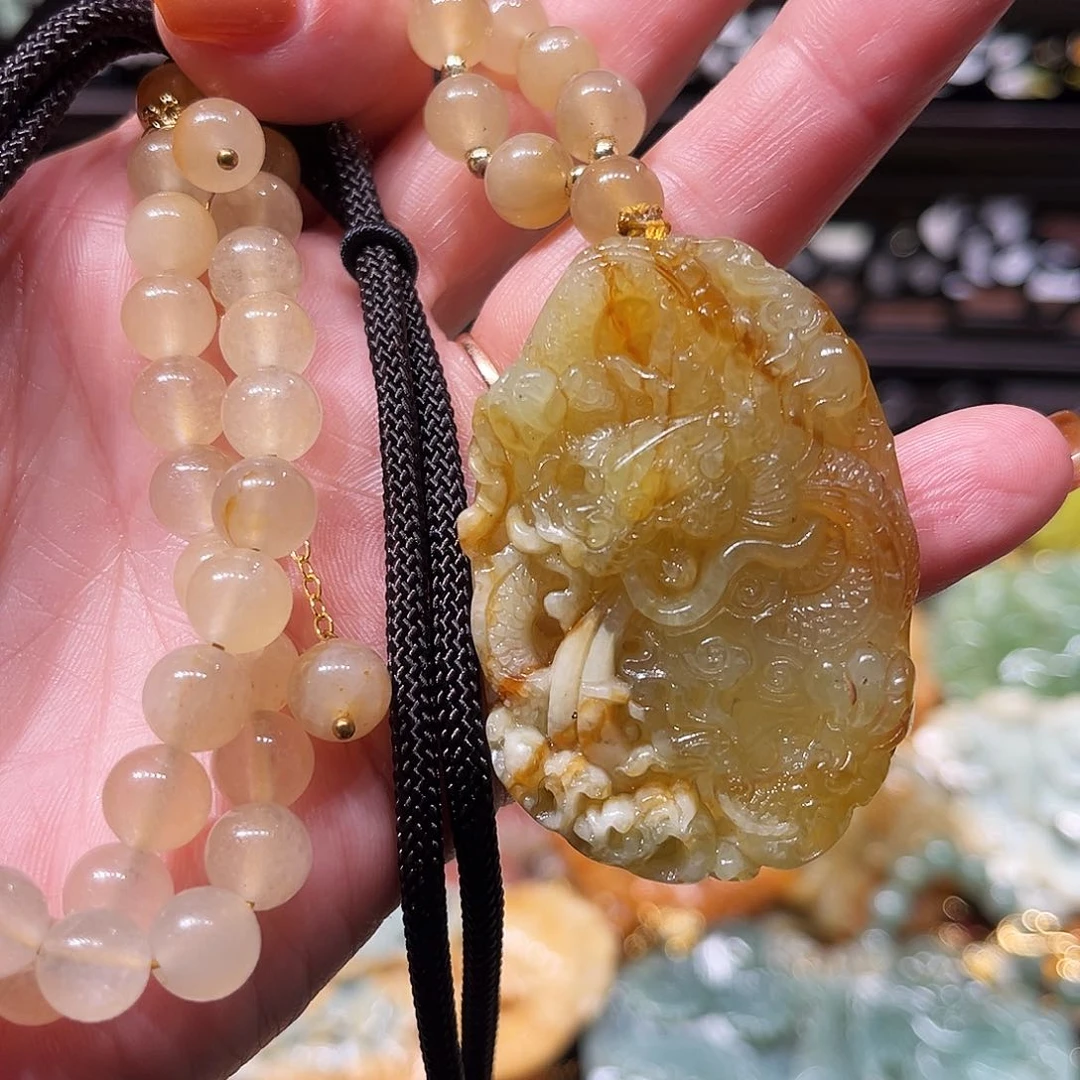 未镶嵌岫玉吊坠(赠链)
