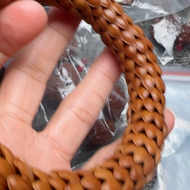 橄榄核吊坠橄榄菜洗净