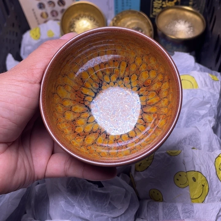 茶盏我不是很懂为什么