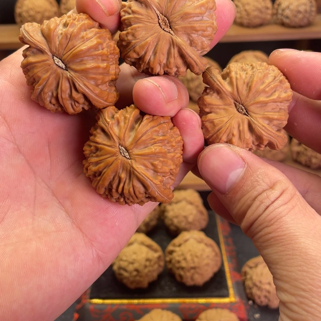 用****6文玩核桃手把件啊