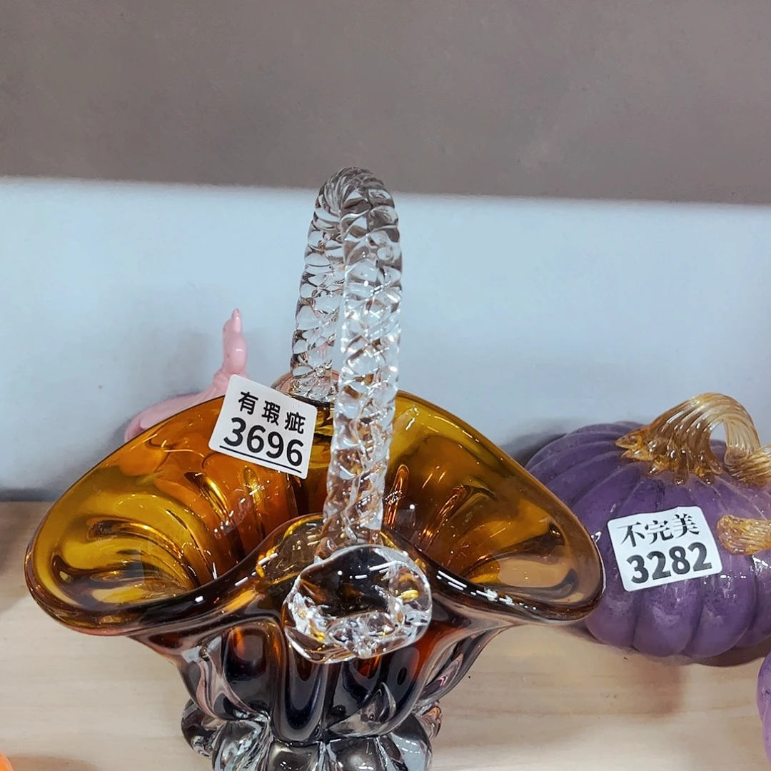 3696小瑕 家悦琉璃花器摆件