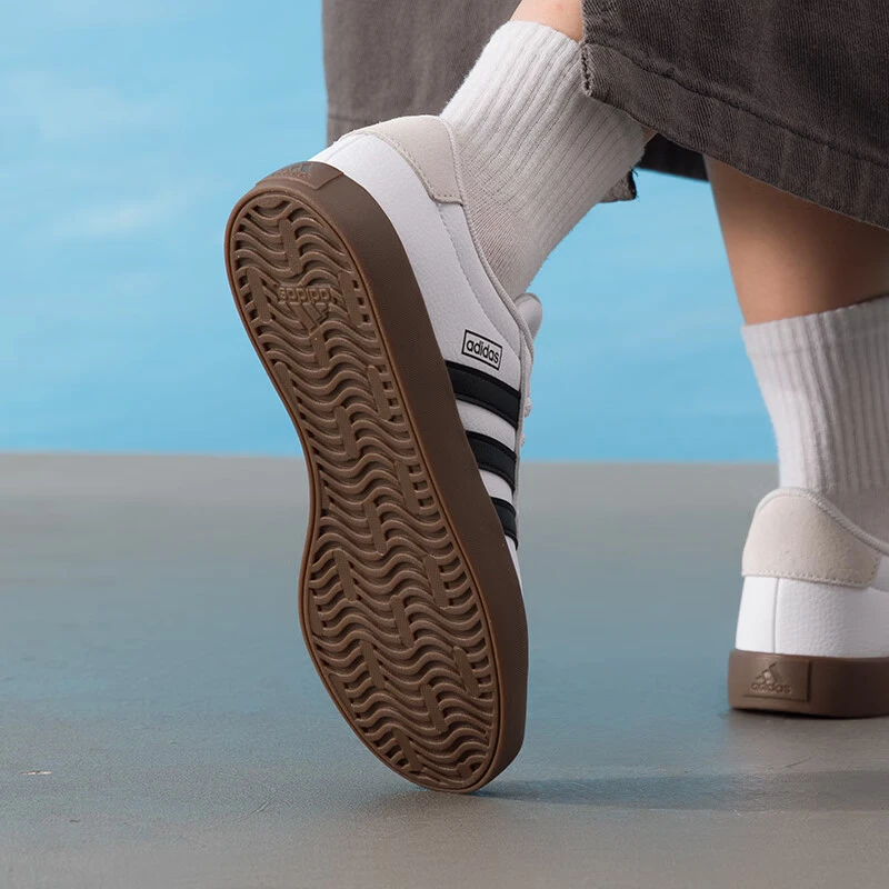 adidas/阿迪达斯女鞋秋季新款运动鞋轻便透气缓震耐磨休闲鞋