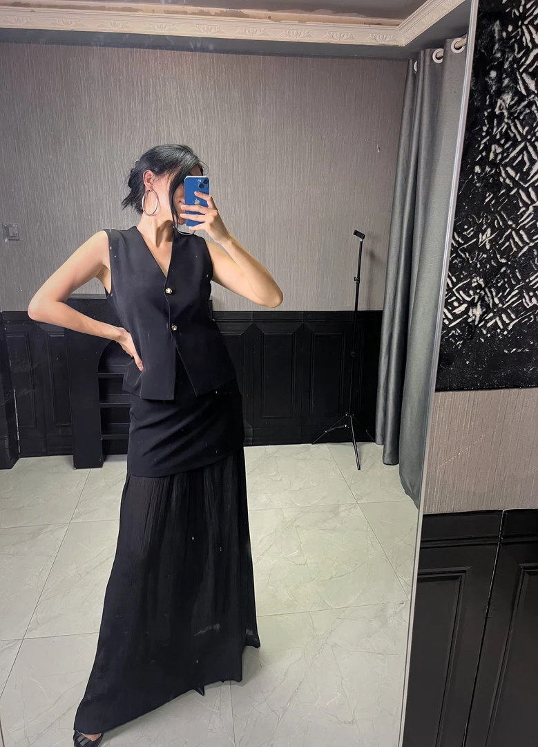 时尚高级感马甲半裙套装