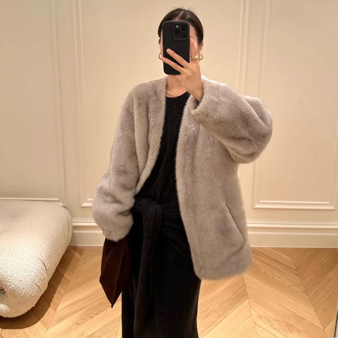 v领环保毛毛外套