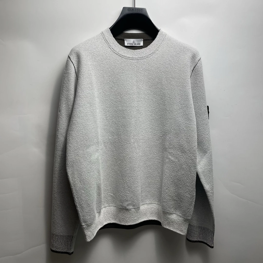 STONE ISLAND/石头岛  米灰色色圆领卫衣 2511006