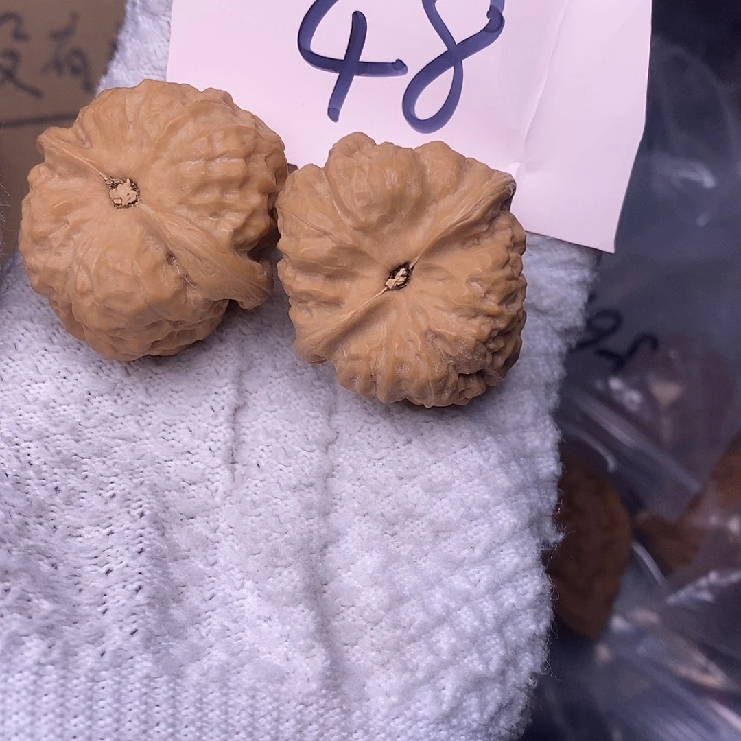 桃核把件玉**龙蛤蟆头核桃