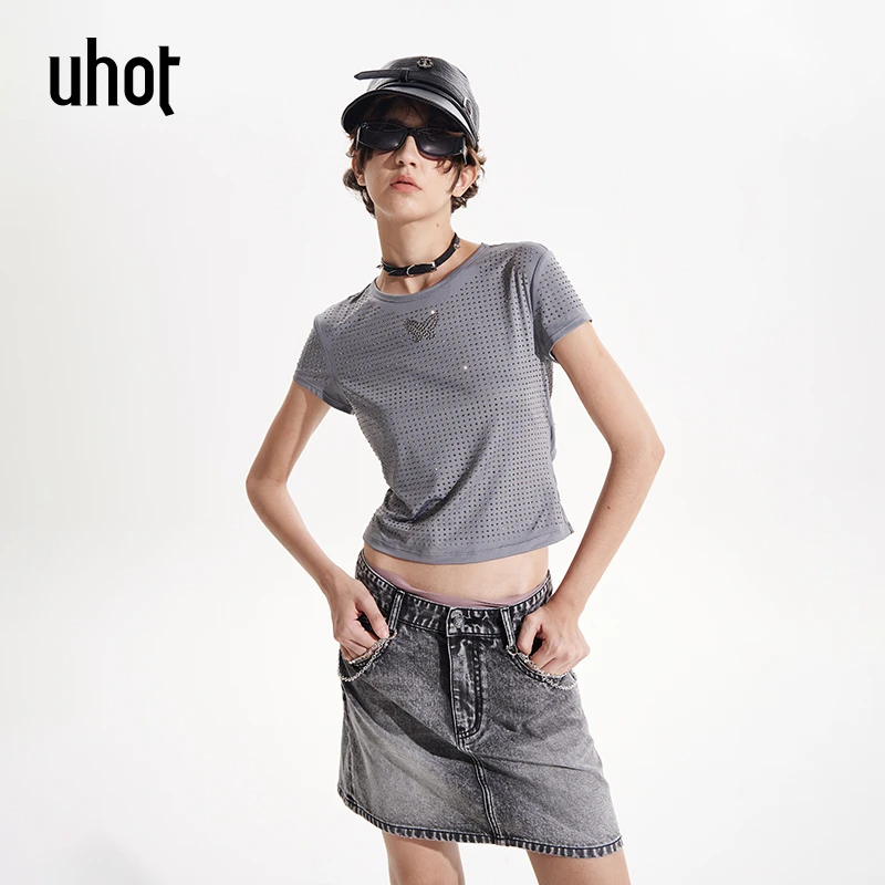 UHOT 灰色奢华烫钻蝴蝶镂空短款上衣性感辣妹25夏季新款UWWR6N390