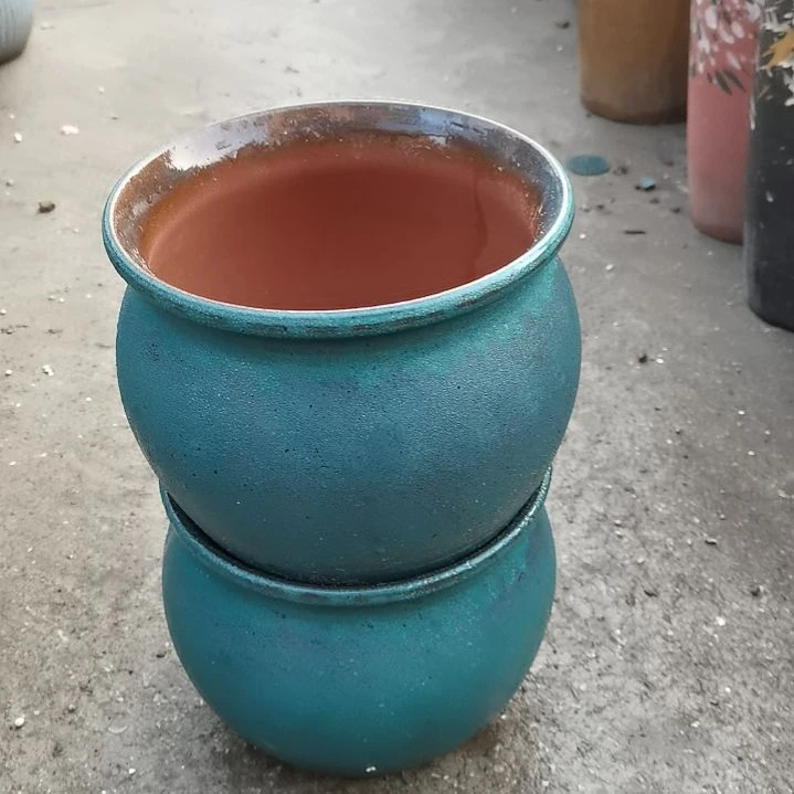 红陶口18高16瑕疵两个盆