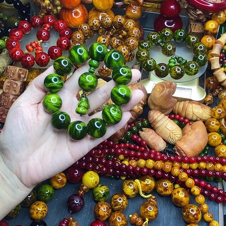 松木琥珀木文玩手串