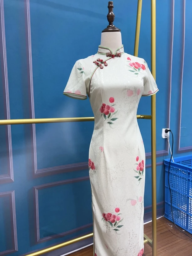 V-2537硕果满枝 丝嘛提花 夏款 年轻款改良旗袍110cm长款国风