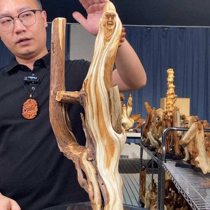 柏木（崖柏）随型摆件