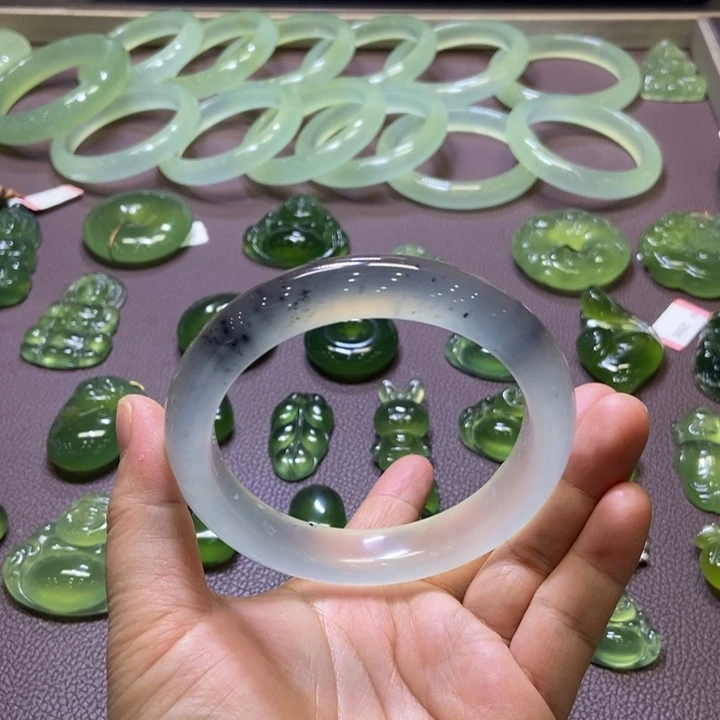 G***7蛇纹石玉未镶嵌手镯64