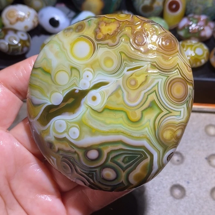 未镶嵌玛瑙/玉髓珠宝半成品51