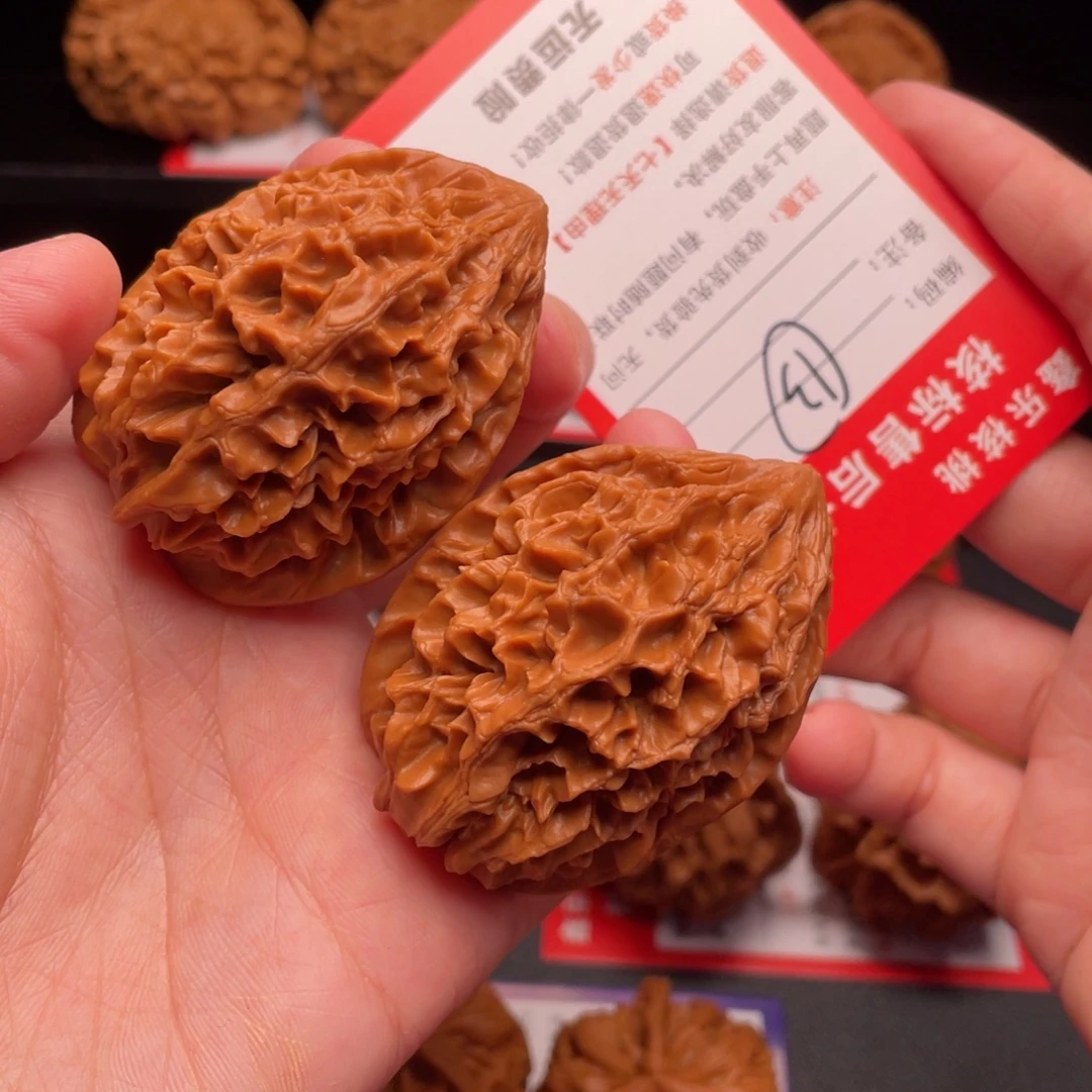 文玩核桃把件招财鼠41克重58.8