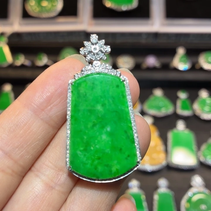 翡翠18K金镶嵌吊坠(不含链)翡翠