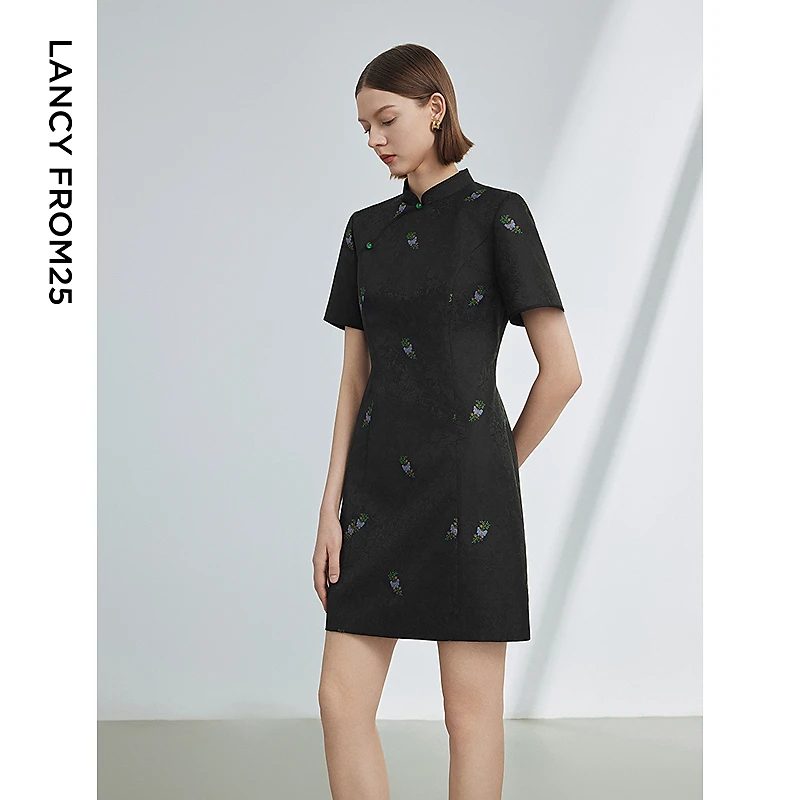 朗姿设计感气质刺绣新中式旗袍短裙夏装2024新款女装高级感连衣裙
