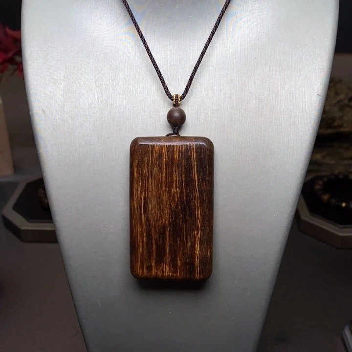 沉香木手串越南芽庄白棋楠金丝玉化吊坠