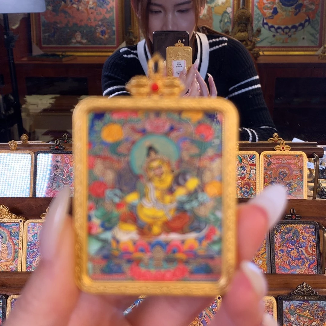 e***m吊坠热贡纯手绘唐卡黄财神
