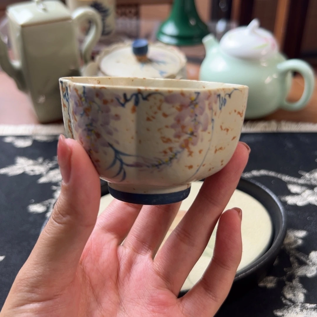 茶具等产品的生产和销售为一体