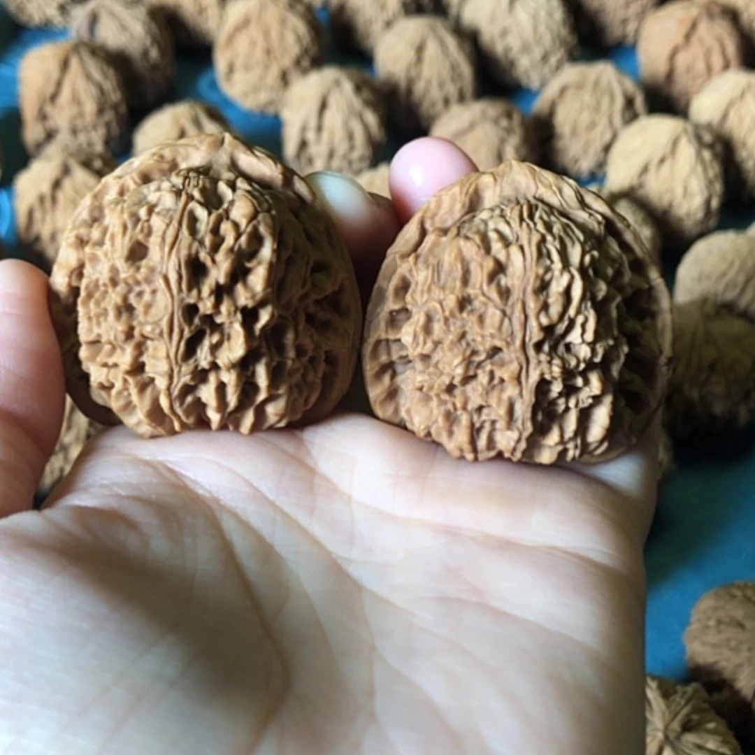 【闪购商品】文玩核桃把件M****?一代将