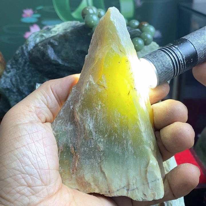 蛇纹石玉未镶嵌珠宝岫玉原石