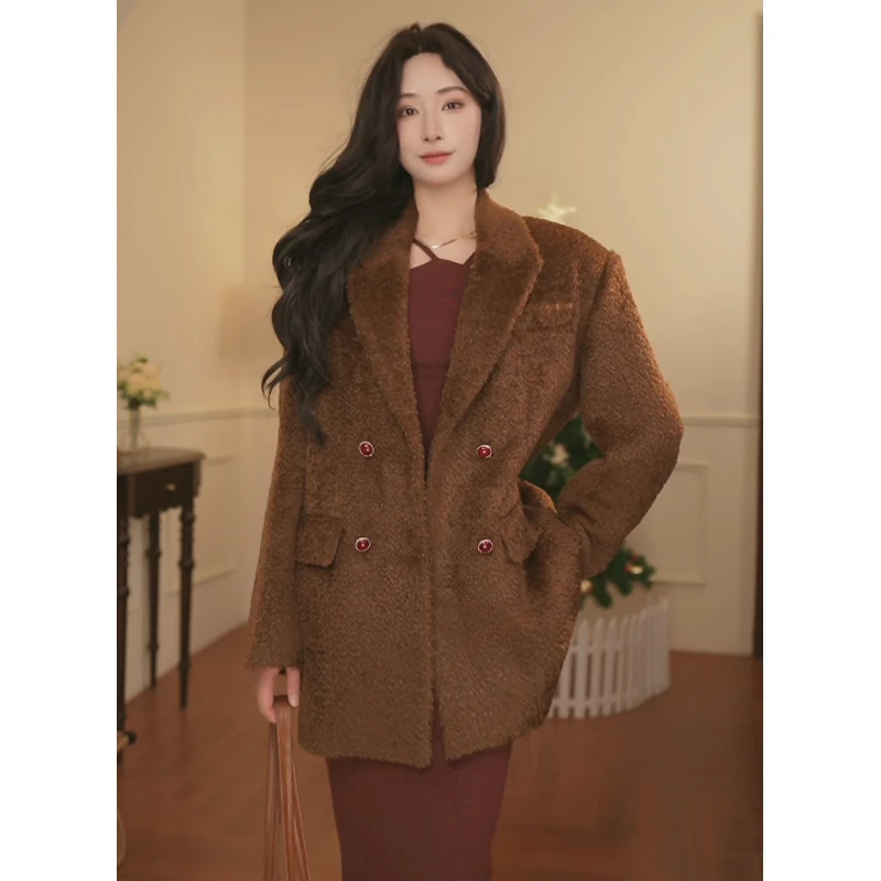 美拉德厚款保暖西装领毛式外套女装保暖复古大衣高级感外套WY452