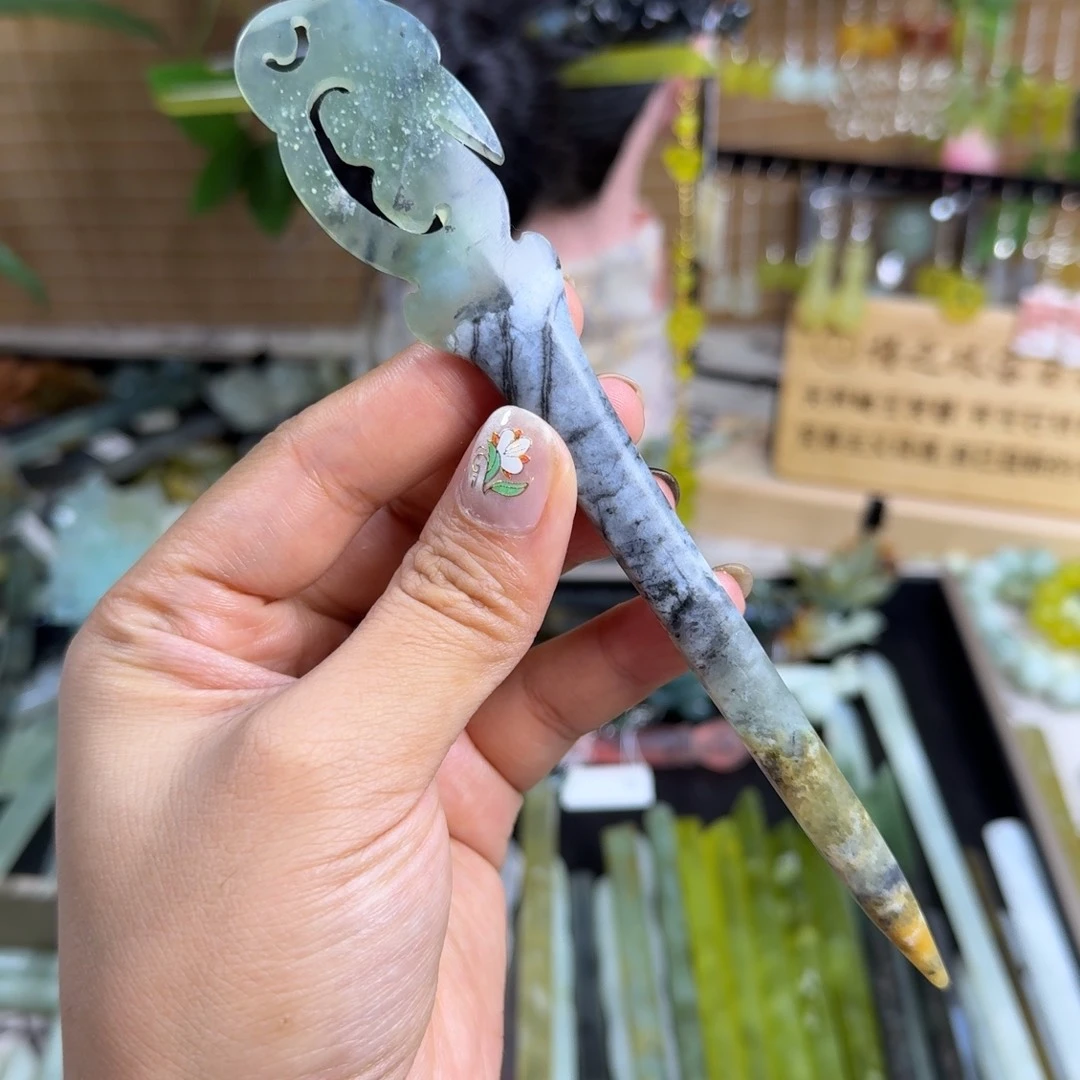 蛇纹石玉未镶嵌发饰