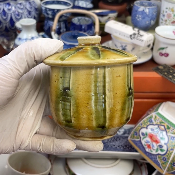 他家瓷器真美…开播了