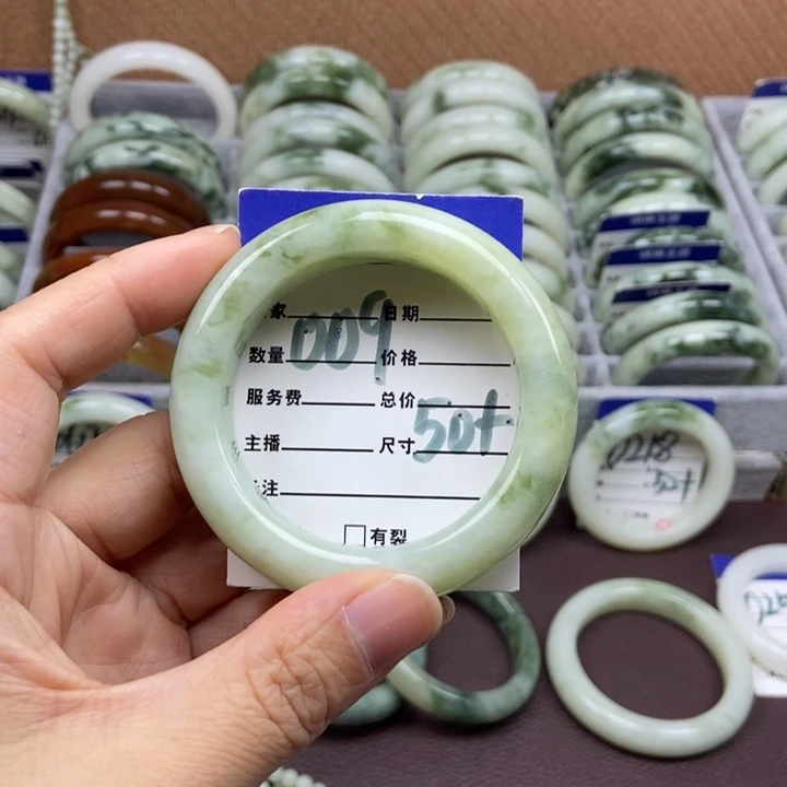 蛇纹石玉未镶嵌手链