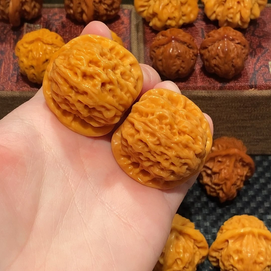 文玩核桃吊坠马老四38 精品245