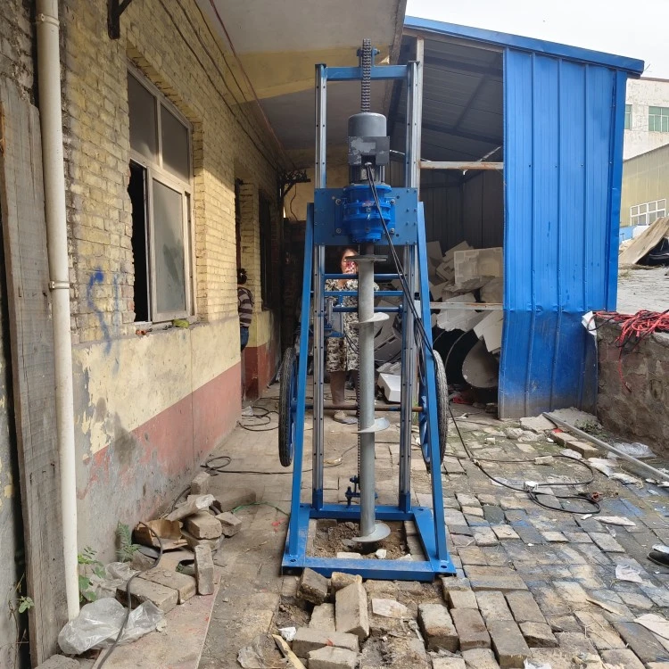 庭院光伏打桩机 分布式太阳能螺旋桩拧桩两相三相拧地钉