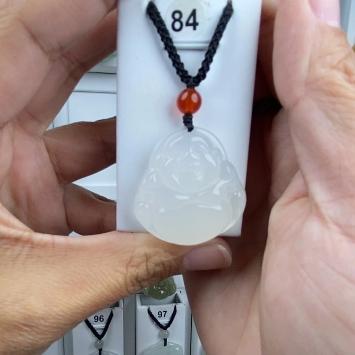 用***8玛瑙/玉髓未镶嵌颈饰