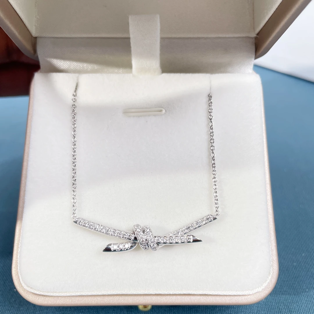 实验室培育钻石【合成/培育】PT950满钻蝴蝶结项链 副石0.401ct/42