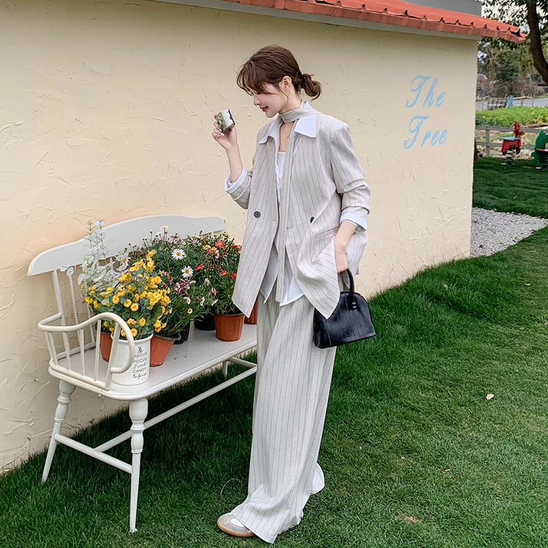 轻熟风高级感气质穿搭条纹西装两件套女春季新款小个子显瘦阔腿裤