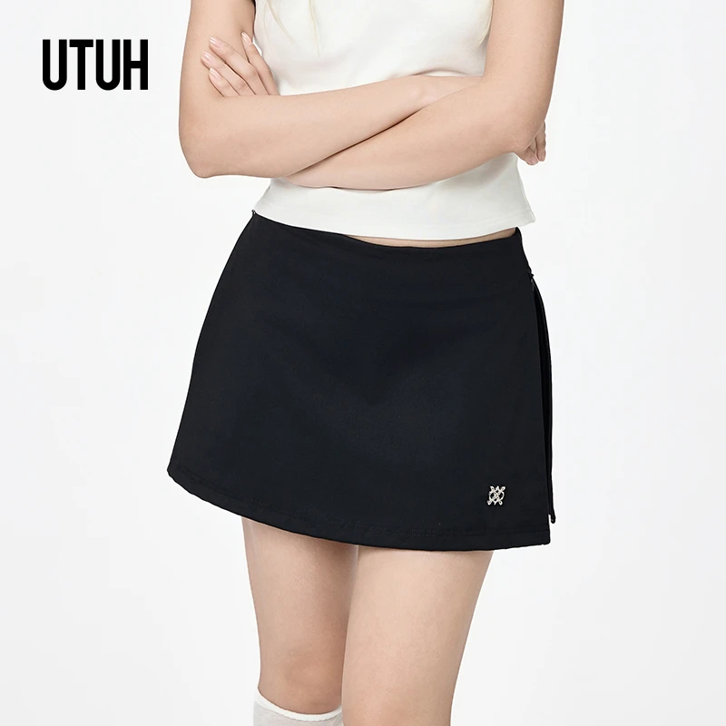UTUH 黑色显瘦侧隐开叉设计感中腰A字裙裤酷辣时髦运动TDWWR1Q101