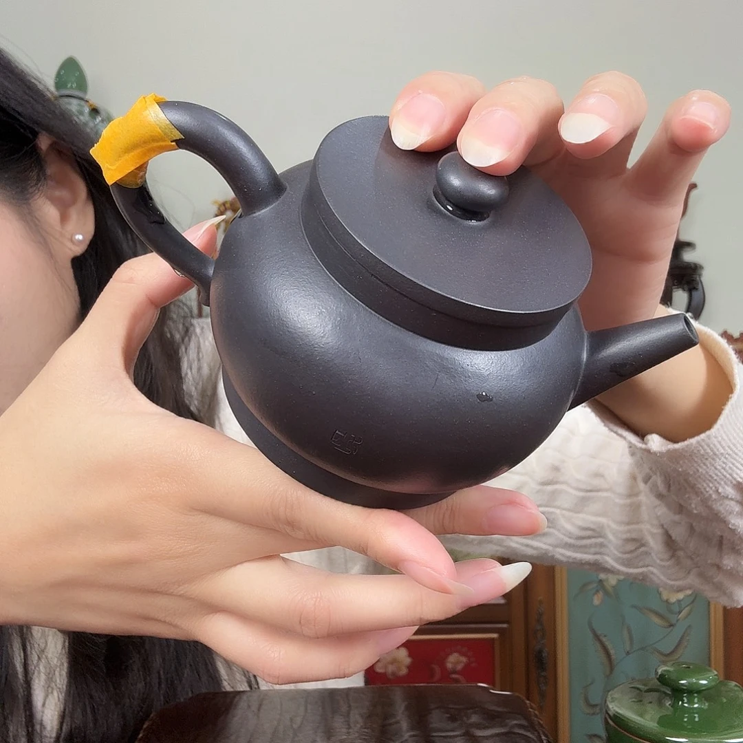茶杯紫砂壶身变形