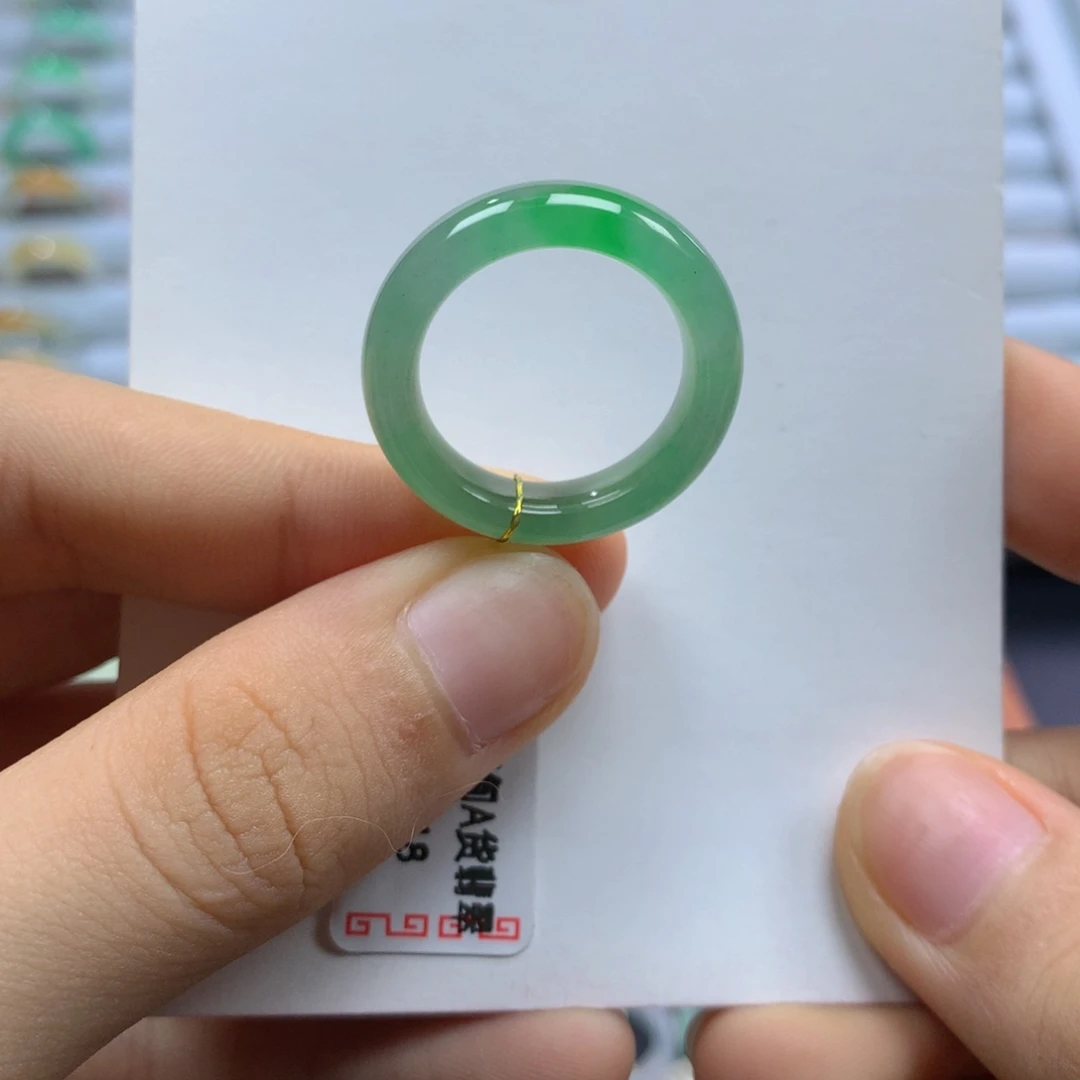 未镶嵌戒指翡翠翡翠