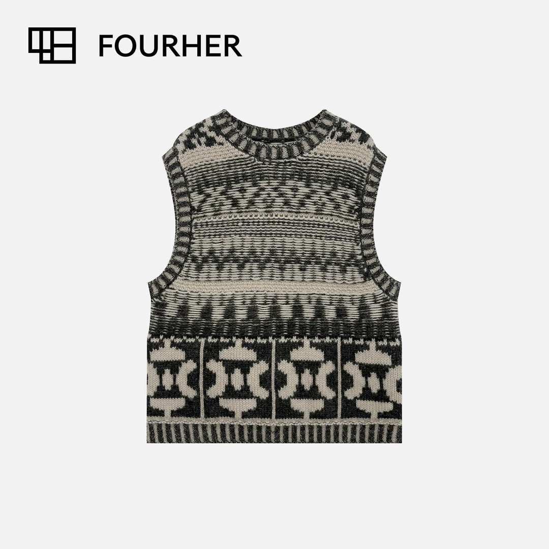 FOURHER 巴黎铁塔 重工正反提花工艺 复古菱格藤条毛衣背心