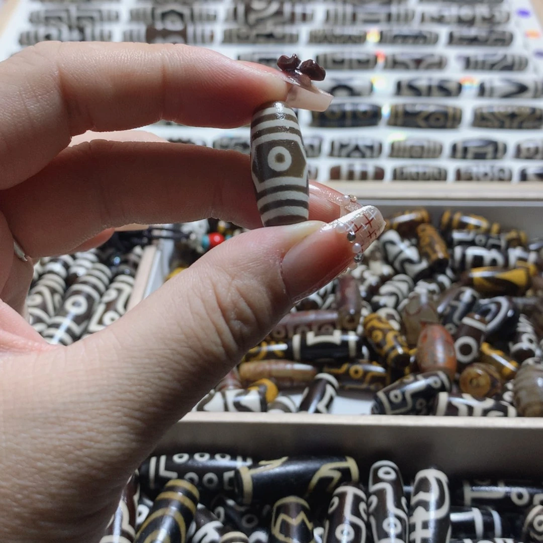 未镶嵌颈饰玛瑙/玉髓