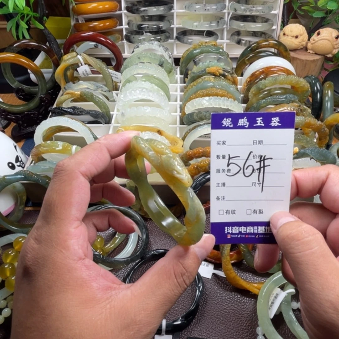 未镶嵌蛇纹石玉手镯